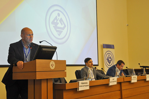 В Ростовском НИИ онкологии представили новые технологии лечения колоректального рака